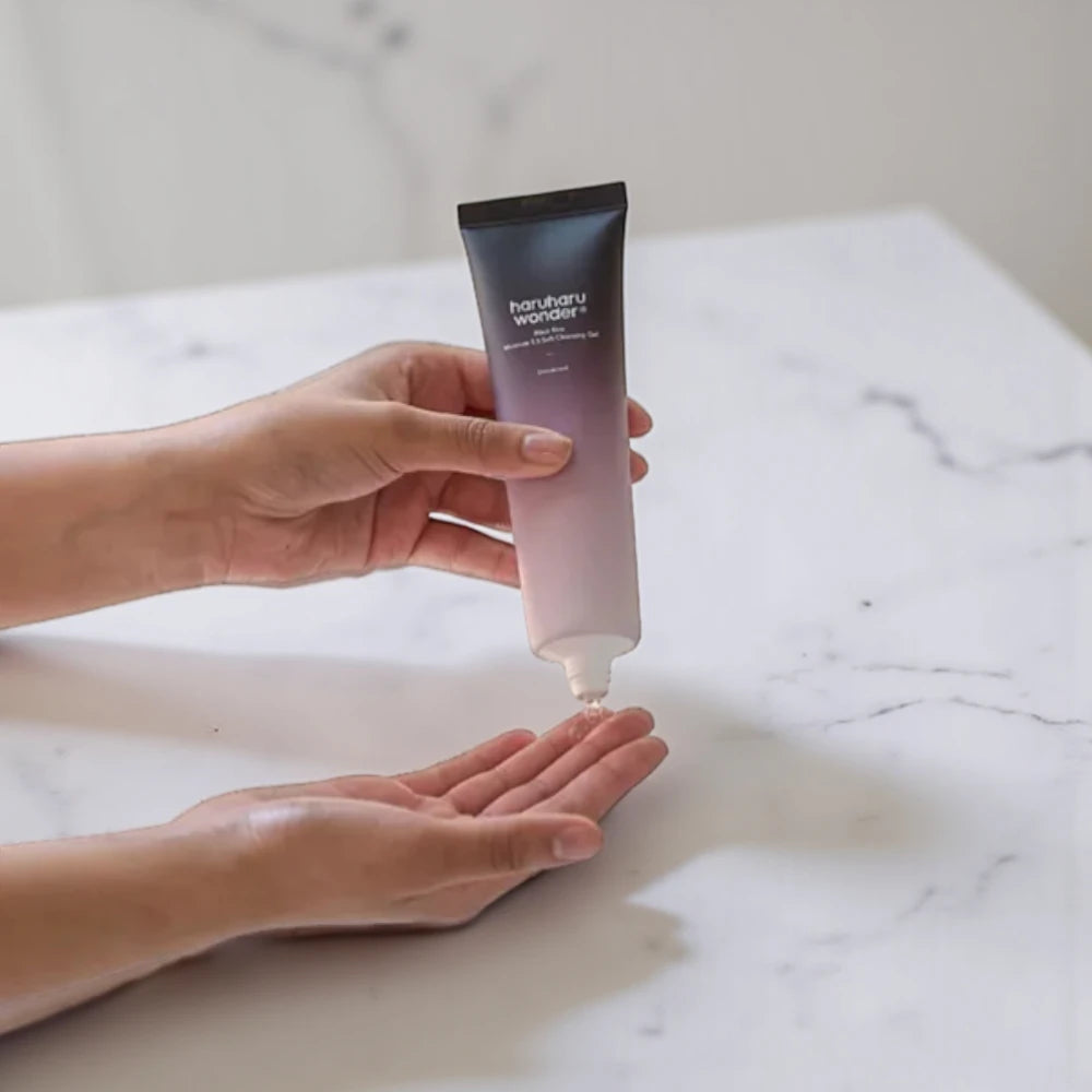 Haruharu WONDER Black Rice Moisture 5.5 Jemný čisticí gel 100ml
