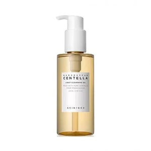 Skin TOGO SKIN1004 Madagascar Centella Light Cleansing Oil in a 200ml clear pump bottle for deep facial cleansing.